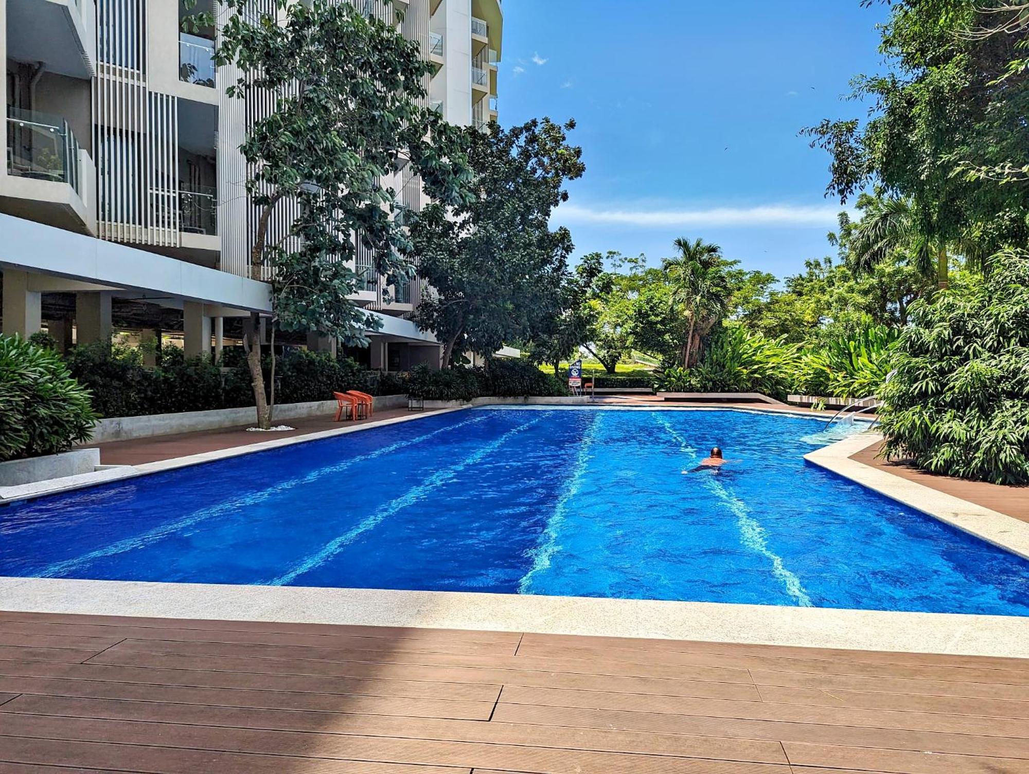 Dominiks Stylish Resort Gem Ocean View Pool Queen Bed At Tambuli 8 Floor Fast Wifi マクタン エクステリア 写真