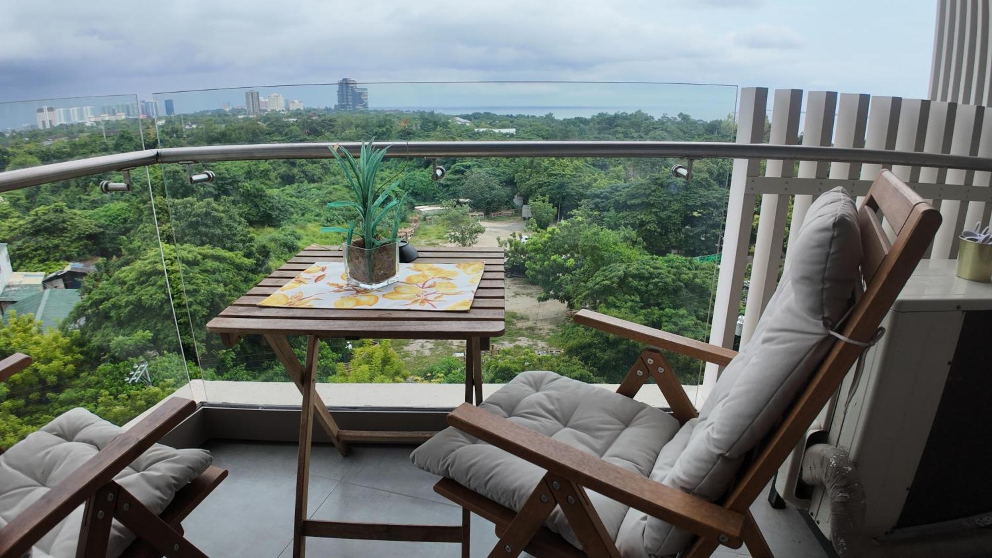 Dominiks Stylish Resort Gem Ocean View Pool Queen Bed At Tambuli 8 Floor Fast Wifi マクタン エクステリア 写真